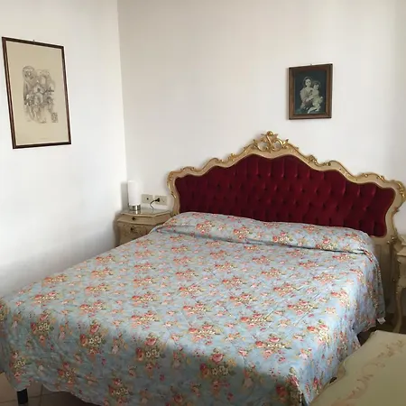 A Due Passi Dal Mare 아파트 *